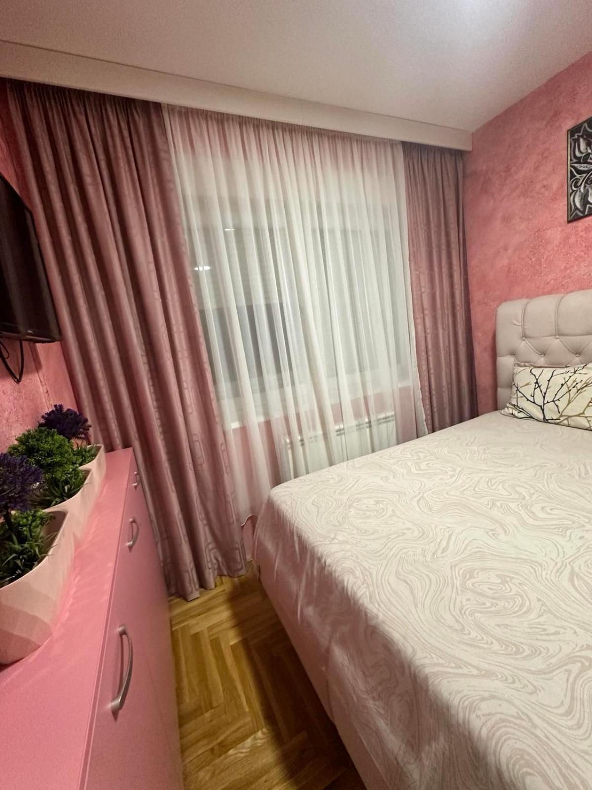 Apartman Kristina, Istocno Sarajevo,Vojvode Radomira Putnika 49F Lukavica Bagian luar foto